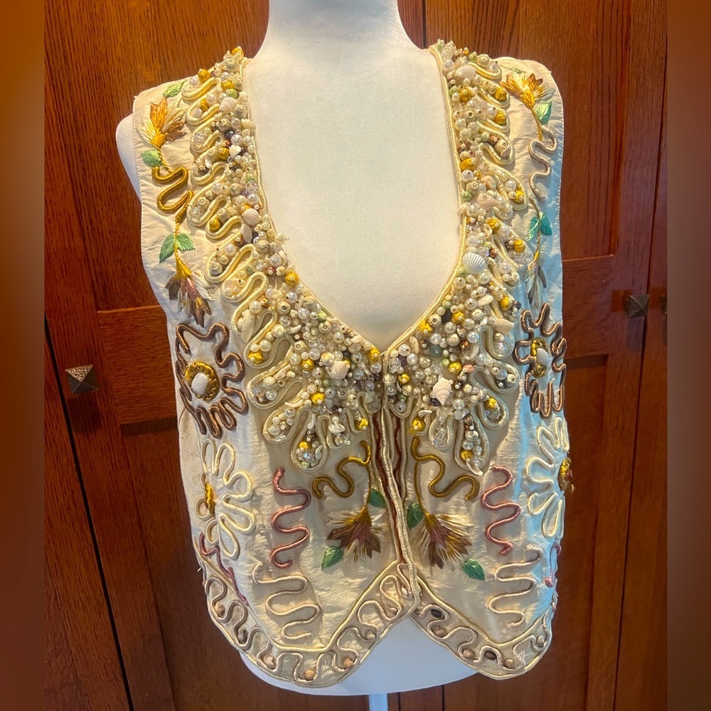 🐚⭐️Vintage Caron Joy for Designworks LA Silk Beaded Embroidered Shell Vest⭐️🐚